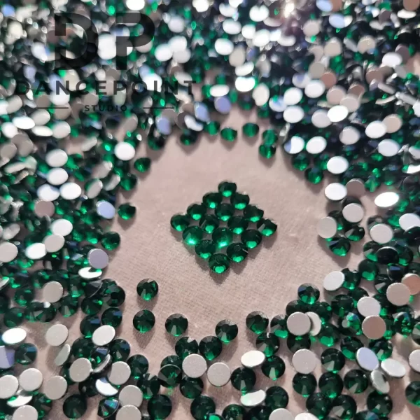 Zielone cyrkonie szklane Bottle Green SS16 | SS20 - obrazek 6