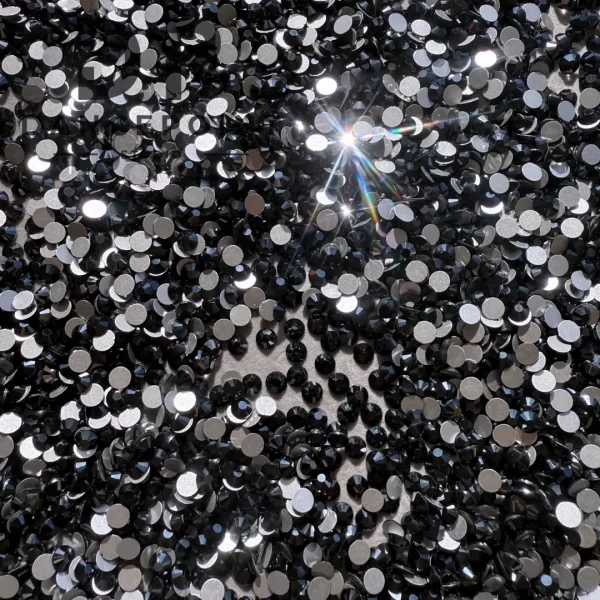 Czarne cyrkonie szklane Black Crystal Shine SS30 - obrazek 6